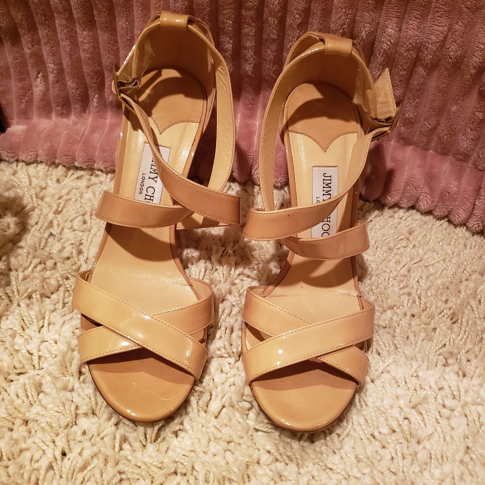 Jimmy Choo beige patent sandal 40